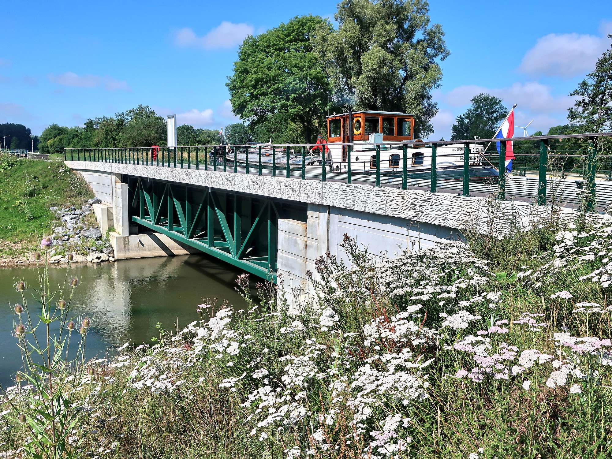 2022-07-05_Pont_Canal_Macquigny.jpg