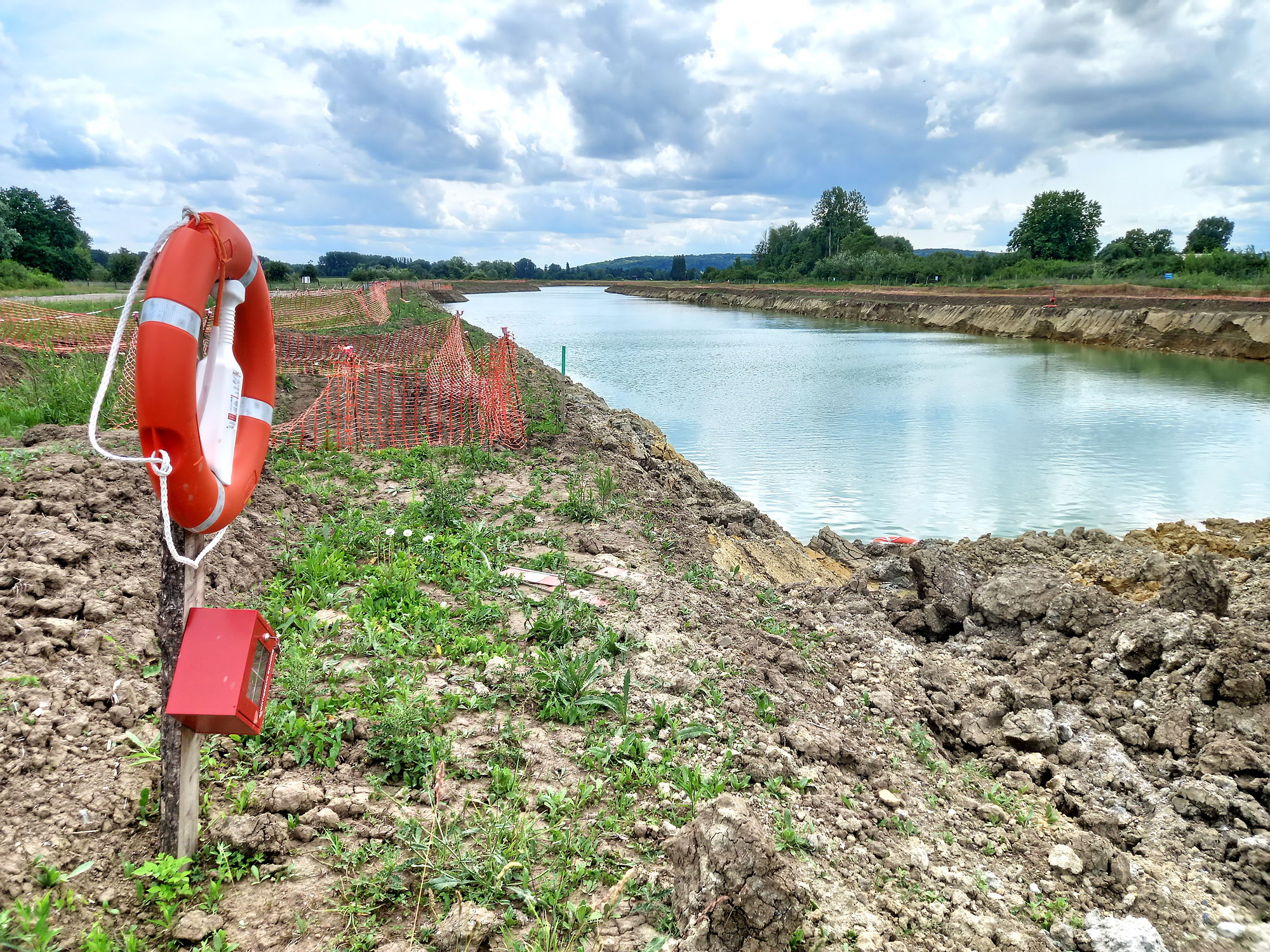 2025-06-17__Ecluse_de_Montmacq-_aanvang_Seine-Nord_kanaal_bij_Janville.jpg